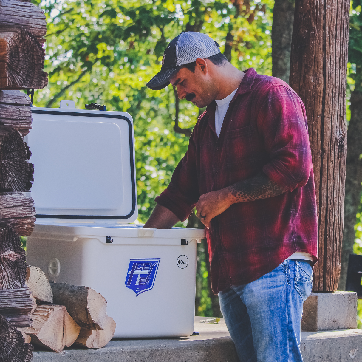 ICEY-TEK 40 Quart Cooler