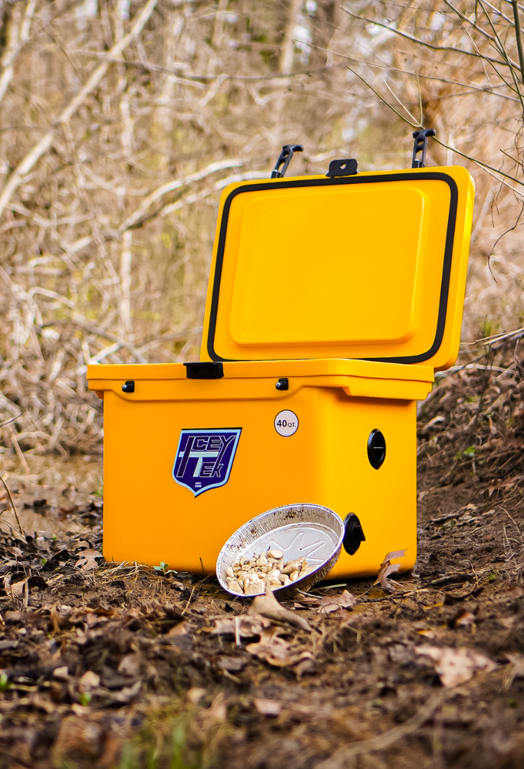 ICEY-TEK 40 Quart Cooler "Old Gold Limited Edition"